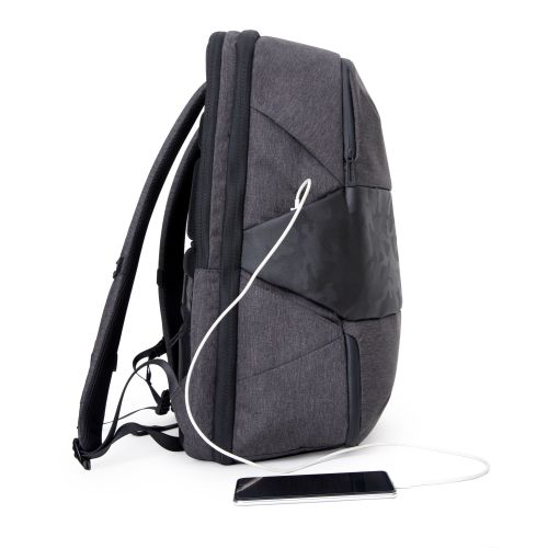 BLNBAG M1 – Handgepäck Reiserucksack mit Laptopfach, USB, 29 Liter